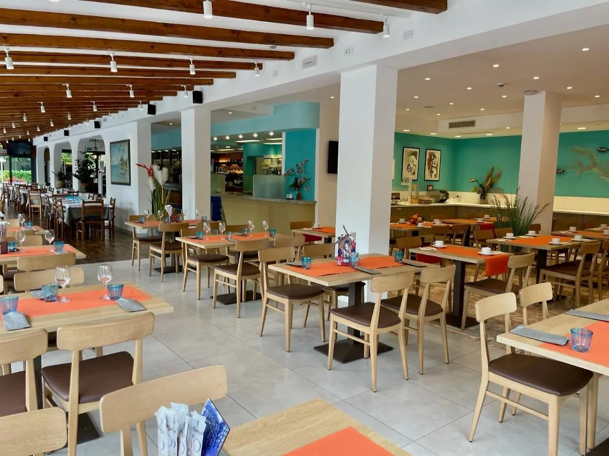 Alla Pergola بيبيوني إيطاليا