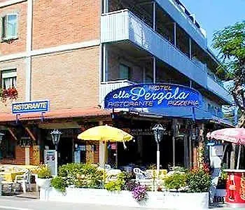 Alla Pergola بيبيوني فندق
